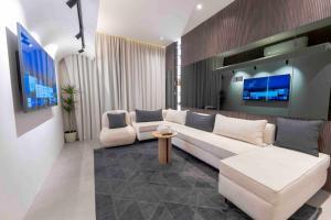 Trendy apartment in Alwadi lX