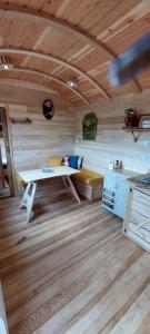 Campings Roulotte Le Coq La Mazille : photos des chambres