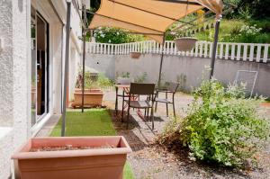 La Songe Ailée - Uriage - Proche Grenoble et Chamrousse - T2 avec terrasse - Jusquà 2 personnes - Cure Thermale - Idéal Déplacements professionnels