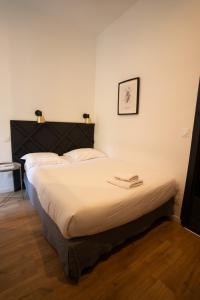 Hotels Hotel d'Angleterre, Salon-de-Provence : Chambre Double Standard