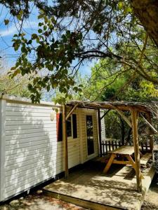 Campings Camping 3 etoiles - Piscine - eehdai : photos des chambres