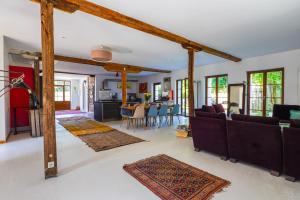 Maisons de vacances Promo 20 pourcent - Grand ecran - piscine - baby foot - ideal famille ou amis : photos des chambres