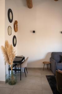 Hotels Hotel d'Angleterre, Salon-de-Provence : photos des chambres