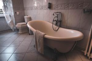 B&B / Chambres d'hotes les jardins de la fontaine : photos des chambres