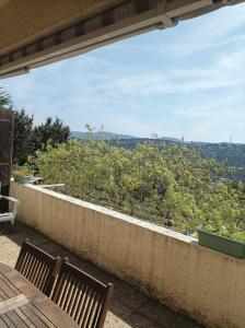 BELLE VUE très près de CASSIS et de la mer