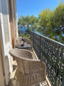 Villa Cannes I Deluxe Seafront - Sea View - Garden & Terrace -Prime Location-