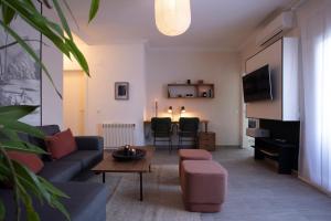 Yoko - 3 bedrooms and terrace in Eixample Dreta