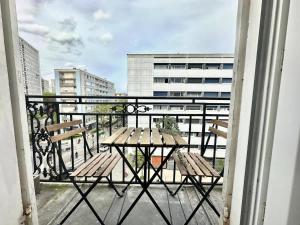 New 702 Suite Piscine - Cosy Apartment Paris Center