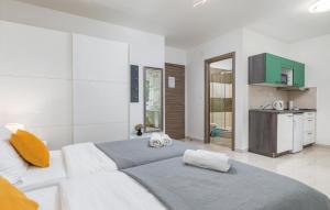 Beautiful Apartment In Pula With Wifi