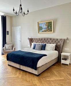 Appartements Appartement d exception 100m2 avec Parking - Centre historique : photos des chambres