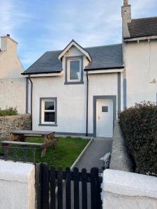 Fernbank Cottage - Bruichladdich, Isle of Islay