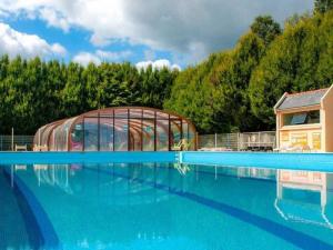 Campings Camping 3 etoiles - Piscine - efcaga : photos des chambres