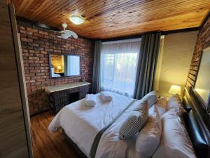 Addo Bush & Bay Cottage