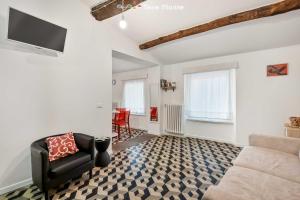 Maestrale 12, Terre Marine