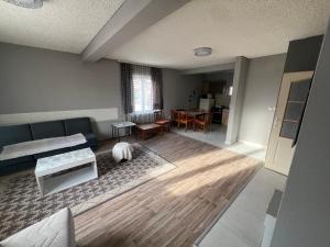 Milić apartmani 2