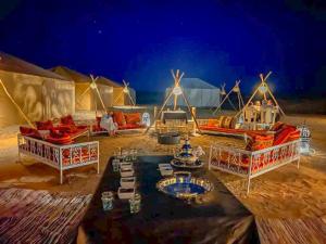 Tenere desert luxury camp
