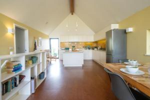 Sedge House, Eastbridge, Close to the coast, RSPB Nature Reserve, Dunwich, Sizewell and Leiston - Managed by Aldeburgh Coastal Cottages