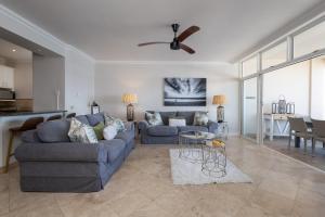 Oyster Schelles 10th floor