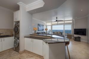 Oyster Schelles 10th floor