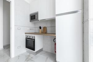 VicoBianchi 5 by BarbarHouse