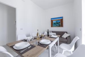 VicoBianchi 5 by BarbarHouse