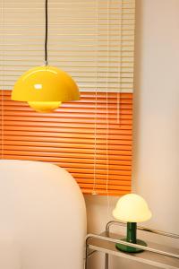 Shindang Cozy Stay, 5min Walk to Sangwangsimni Station, Fully Equipped 2-Room, Near Sindang & Dongdaemun