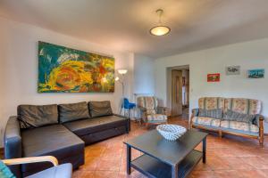Maisons de vacances Maison Abricot avec piscine : photos des chambres