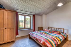 Maisons de vacances Maison Abricot avec piscine : photos des chambres