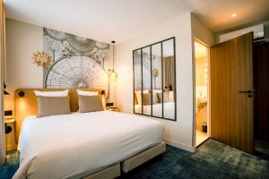 Hotels Hotel Laperouse : photos des chambres