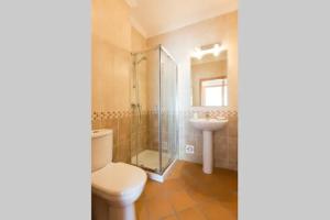 T2 piscina e vista mar Praia del Rey Óbidos A6