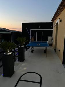 Maisons de vacances Villa jardin piscine jacuzzi : photos des chambres