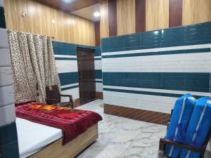 Shree Ram Saroj - Aksh Dham