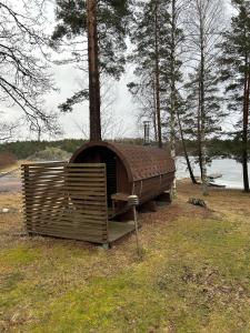 Kalastajan unelma - oma ranta ja laituri - vesillelaskuramppi