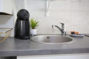 Studio parisien 20m2 en face du musee Grevin - 2P