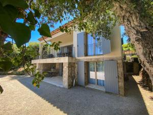 NEW Sea View Villa - 10 people with pool