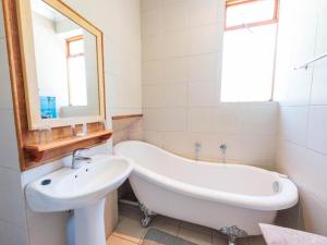 Riebeek Valley Hotel