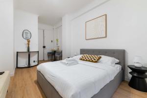 Studio elegant sacre coeur metro anvers - Paris 18 -2P