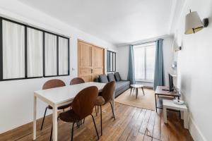 2 pieces confortable metro duroc - Paris 6 -4p