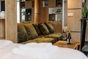 Grey Nest - Luxury Studio Apartment in Planet Residence, Niš