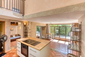 Maisons de vacances Mas Grand Bosc La Resclauze : photos des chambres