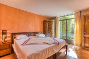 Maisons de vacances Mas Grand Bosc La Resclauze : photos des chambres