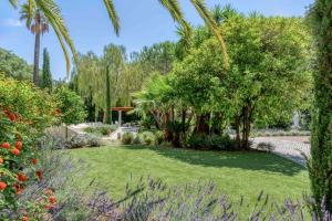 Villas REF 1831 - Cannes Center - Villa for rent : photos des chambres