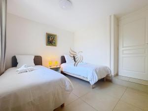 T3 private garden 2 steps from the center-Clim