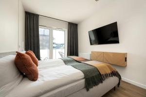 Prestiżowe Apartamenty z Widokiem na Rzekę i Parkingiem by Renters Prestige