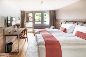 Double Room with Balcony room in Hotel Krone Sarnen