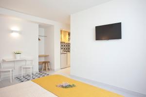 BJ Cala Morlanda Estudios