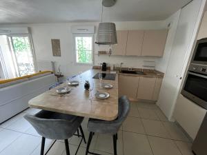 Joli appartement rénové La Rochelle