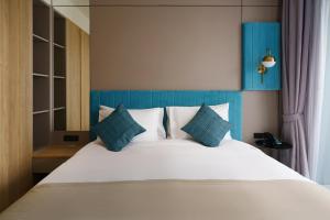 Amazing La Green 10 min walk to Layan Beach