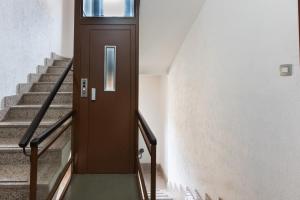 GuestHost - Roby's Home img31