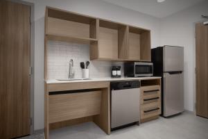 One-Bedroom King Suite room in Home2 Suites by Hilton Columbus Easton